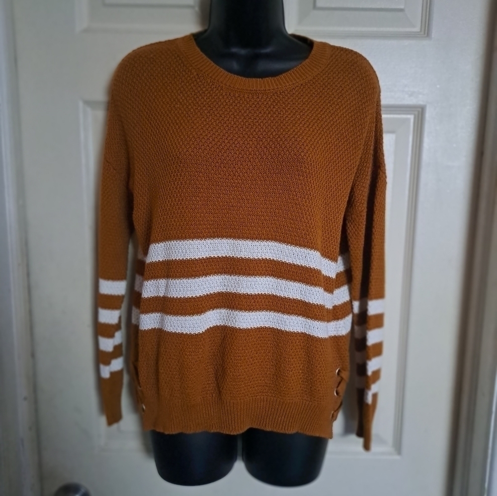 Pink Republic sweater size medium